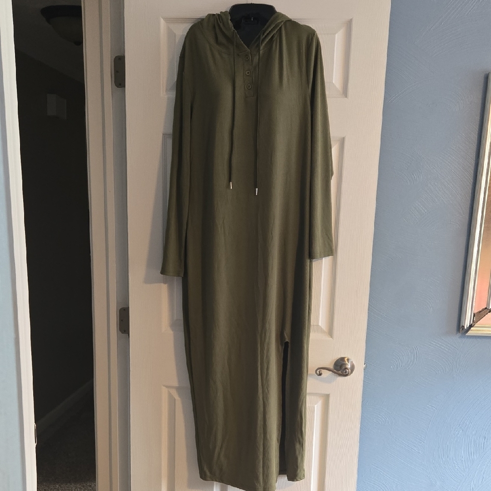 SHEIN Curve Olive Hooded Maxi Dress - Picture 5 of 12